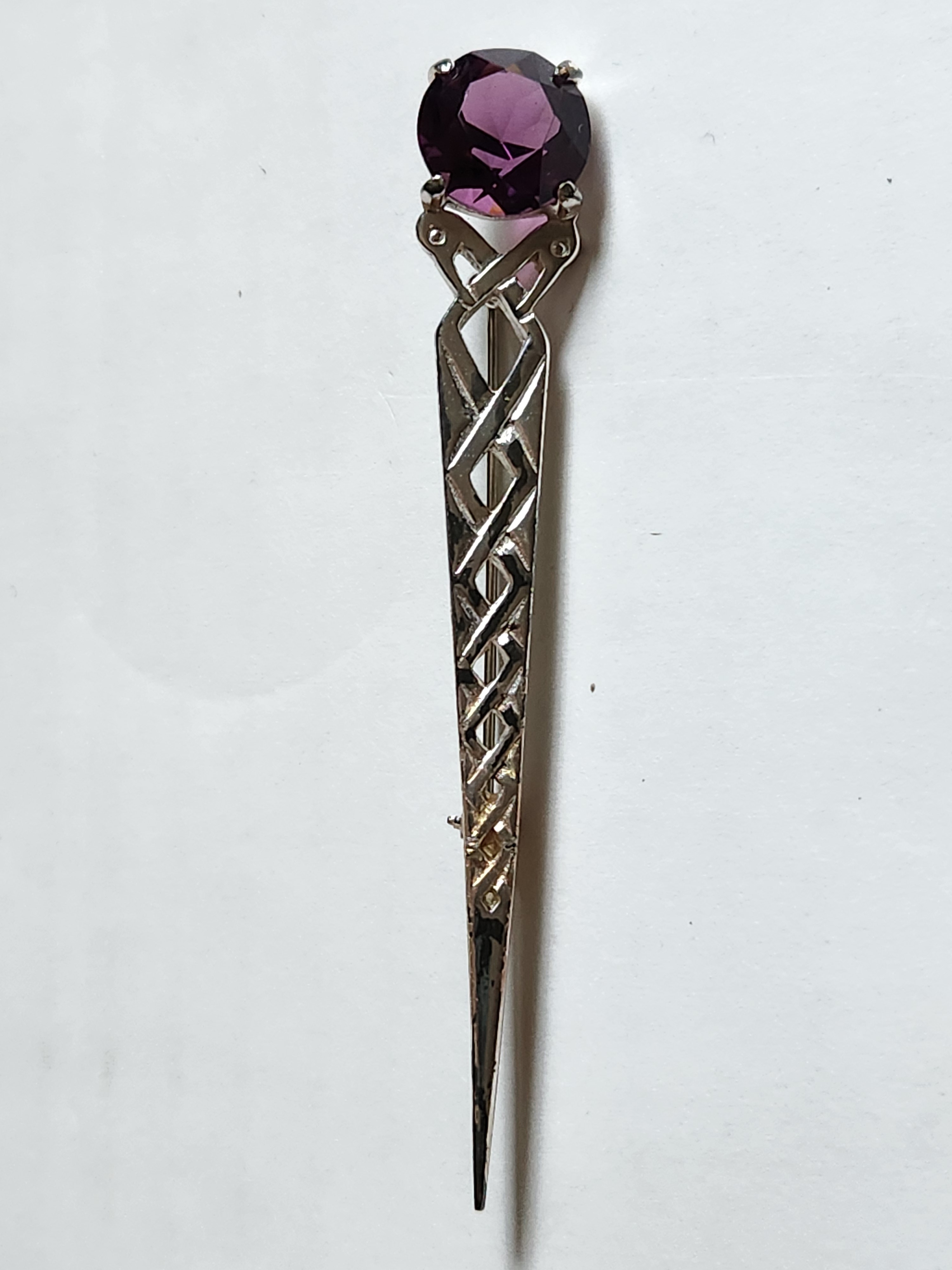 Celtic Knot Beastie Heads Kilt Pin With Purple Stone (image for) Celtic Knot Beastie Heads Kilt Pin With Purple Stone